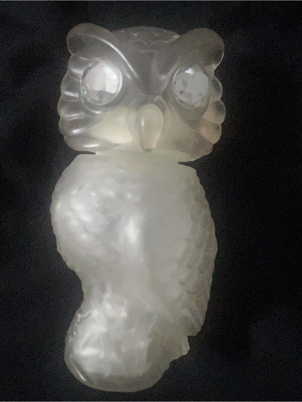 Avon Snow Owl Frosted White Glass Figurine